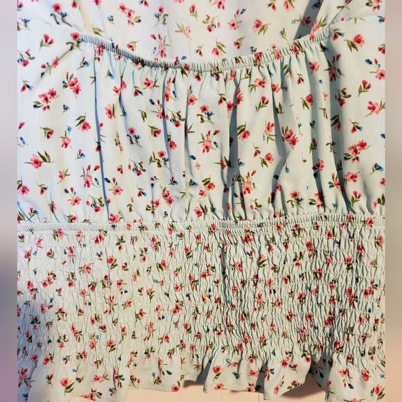 Revamped Seafoam Green Floral Top Elastic Waist Boho Frilly Woman Medium NWOT - Picture 4 of 7